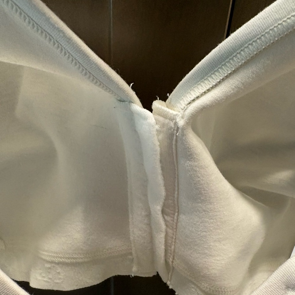 Cacique Front Closure Bra, 42D - Picture 6 of 8